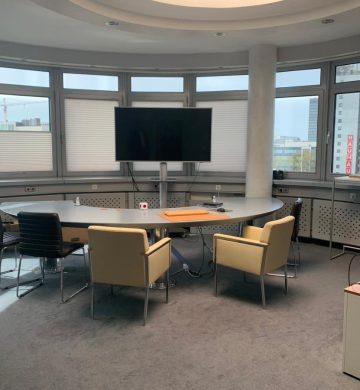 Ehemalige Bürofläche – Demnächst Ferienwohnungsunterkunft? *Provisionsfrei*, 10787 Berlin, Hotel