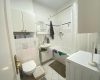 Stilvoll wohnen im Herzen Potsdams – Charmante Altbauwohnung in Toplage - Bad / WC