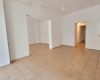 Traumhafte Fläche+ viel Potenzial+ direkter Zugang+ Schaufenster+ im Herz vom Friedrichshain! - Innenimpressionen
