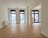 Traumhafte Fläche+ viel Potenzial+ direkter Zugang+ Schaufenster+ im Herz vom Friedrichshain! - Innenimpressionen