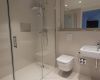 WG-tauglich, 3 gleich große Zimmer+ Balkon für Alle 3+ Neubau und das Mitten im KIEZ! - Duschbad