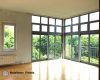 Sonnige 3 Zimmer im Dachgeschoß im saniertem Altbau? - Wohnzimmer