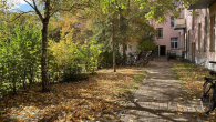 Hinterhof - Mal was Anderes! 4 Zimmer Wohnung, Altbau, in Florakietz!