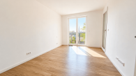 Wohnzimmer - WG taugliche 3 Zimmer mit tollem Balkon im Neubau