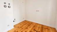 Heller Hauswirtschaftsraum mit Holzfußboden - Unbefristet – 4 Zimmer Wohnung in TOP A LAGE!