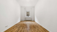 Wohn- und Essbereich - Bezugs- und Provisionsfrei. Saniert. Ideales Investment im Herzen Berlins.