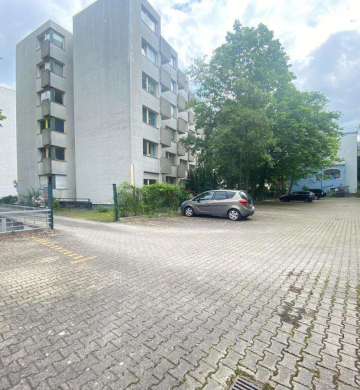 Stellplatz Parkplatz in der Albrechtstr. in Steglitz, 12167 Berlin, Außenstellplatz