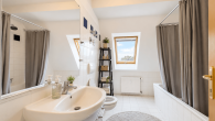 Badezimmer - Oh yes oh yes ! 4 Zimmer am Boxhagener Str ! Unbefristet und mit 2 Balkonen !