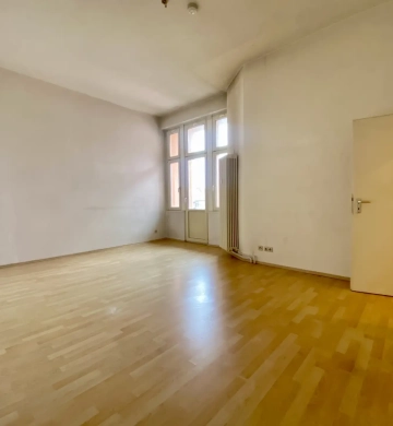 1-Zimmer – Cozy Altbau Wohnung – Unbefristet und mit Balkon!, 13187 Berlin, Etagenwohnung