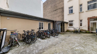 Innenhof - Altbaucharme. Bezugsfrei. Mitten im Herzen Berlins. Herzlich Willkommen!