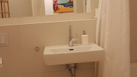 Wannenbad - Großzügige 4 Zimmer mit 2 Bädern, Dielen, Balkon in TOPLAGE