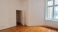 Zimmer 3 - Großzügige 4 Zimmer mit 2 Bädern, Dielen, Balkon in TOPLAGE