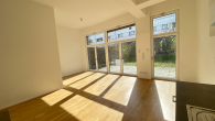 Wohnzimmer - Berlin Mitte mit Garten? Haben wir! Neubauwohnung ab sofort und Unbefristet !