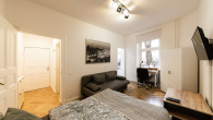 Wohn- Schlafzimmer - Ein möbliertes Altbau-Apartment 5 Minuten vom S-Bahnhof Neukölln gesucht?