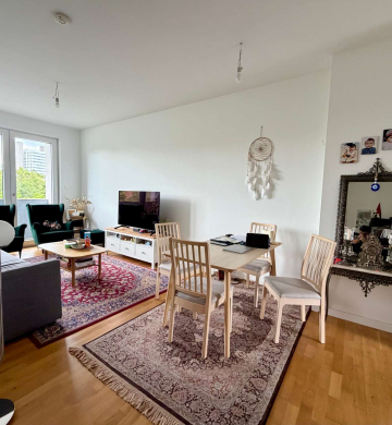 Traumhafte 2- Zimmerwohnung in Berlin Mitte mit 2 Balkonen – Unbefristet !, 10115 Berlin, Wohnung