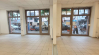 Schaufenster - Shop im Shop mit toller Schaufensterfront+2 Eingängen direkt auf der Boxhagener