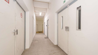 Flur / Lastenaufzug - Produktionshalle oder Bürofläche gesucht? Wir haben Sie!