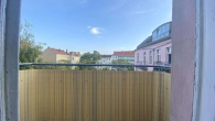 Balkon - Unbefristet & charmant: 2,5-Zimmer-Altbauwohnung im Herzen von Pankow!