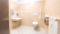 Bad / WC - P-Berg | 161 m² Praxis- & Bürofläche im Altbau – Oderberger Straße, 3 Eingänge, sofort frei