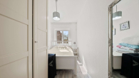 Schlafzimmer - Berlin. Gut vermietet. Neu saniertes Bad. Glückliche Mieterin. Was will man mehr?