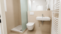Badezimmer - Modern wohnen in Kreuzberg – Frisch sanierte 2-Zimmer-Wohnung mit Balkon!