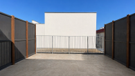 Dachterrasse - Hell, Groß, Höhe decken und mit Balkon! Unbefristete 4 Zimmer Wohnung im DG !