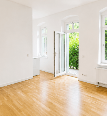 Hammer! Schöne und Ruhige 2 Zimmer Wohnung im sanierten Altbau, 13088 Berlin, Erdgeschosswohnung