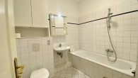 Bild - Unbefristet und Zentral gelegen ! 2 Zimmer Wohnung ab Sofort !