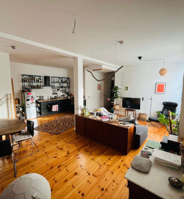 Ruhige Altbau in bester Lage, Unbefristet mit Balkon!, 14467 Potsdam, Etagenwohnung